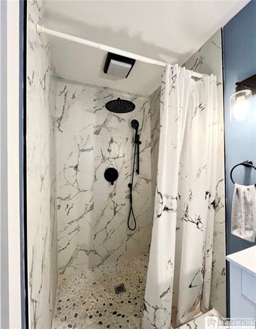 11 Brickel Place, Jamestown, NY 14701