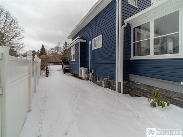 11 Brickel Place, Jamestown, NY 14701