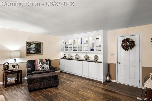 5400 Grange Hall Road, Holly, MI 48442