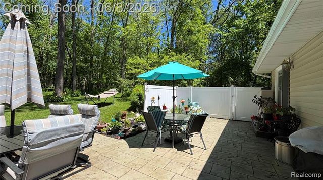 5400 Grange Hall Road, Holly, MI 48442