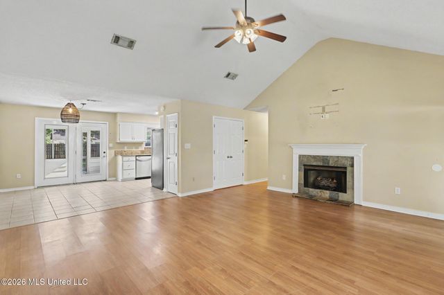 8408 Clamshell Avenue, Ocean Springs, MS 39564