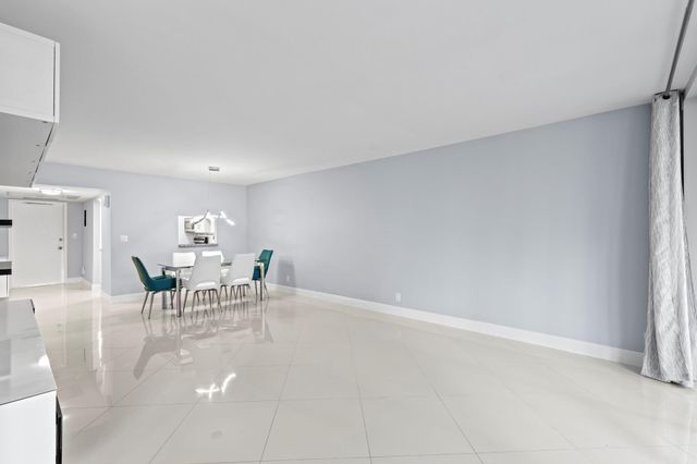 3090 N Course Drive 309, Pompano Beach, FL 33069