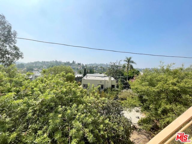 2986 Waverly Drive 4, Los Angeles, CA 90039