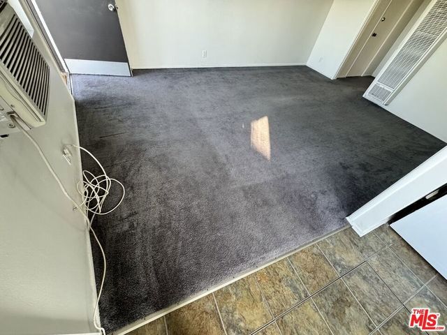 2986 Waverly Drive 4, Los Angeles, CA 90039