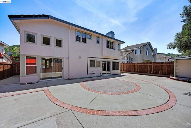 406 Grenadine Way, Hercules, CA 94547