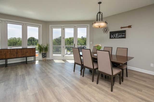 1498 Willow Point Lane SW, Rochester, MN 55902