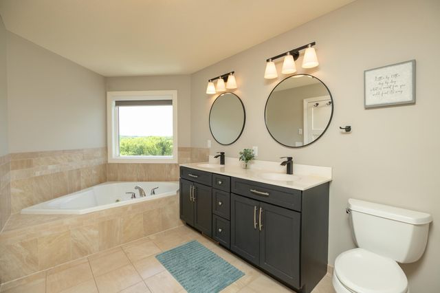 1498 Willow Point Lane SW, Rochester, MN 55902