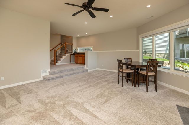 1498 Willow Point Lane SW, Rochester, MN 55902