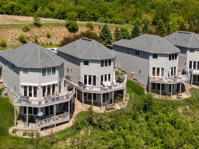 1498 Willow Point Lane SW, Rochester, MN 55902