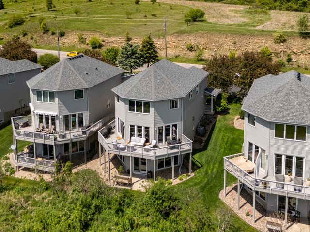 1498 Willow Point Lane SW, Rochester, MN 55902