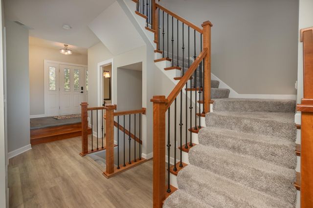 1498 Willow Point Lane SW, Rochester, MN 55902