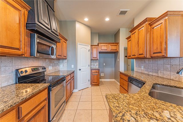 908 Carolyn Ridge Road, Norman, OK 73071