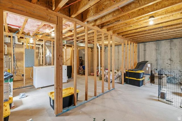 926 N 165 W, Nephi, UT 84648