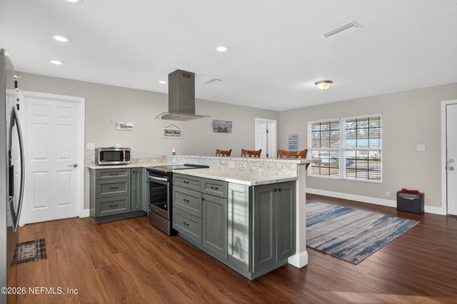 110 E RELLIM Drive, Palatka, FL 32177