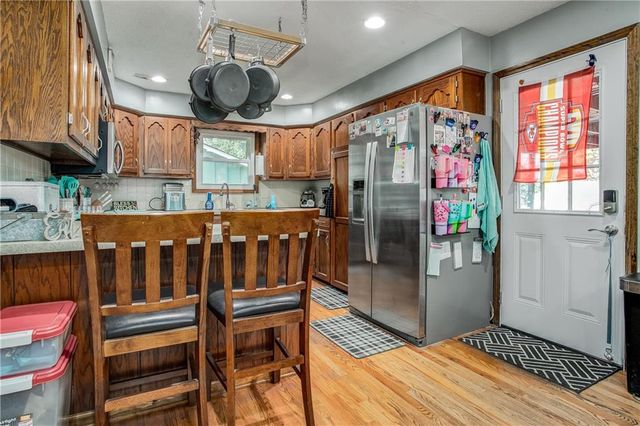 2407 NW 5th Street, Blue Springs, MO 64014