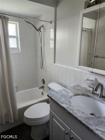 6313 Saint Andrews CIR S, Fort Myers, FL 33919