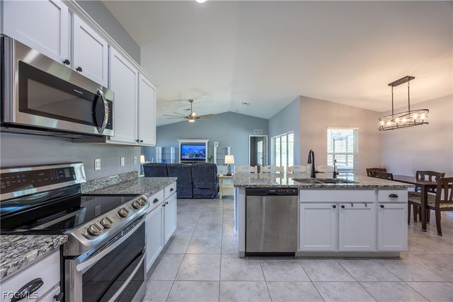 2926 NW 25th ST, Cape Coral, FL 33993