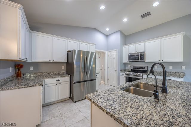 2926 NW 25th ST, Cape Coral, FL 33993