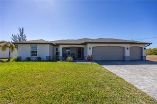 2926 NW 25th ST, Cape Coral, FL 33993