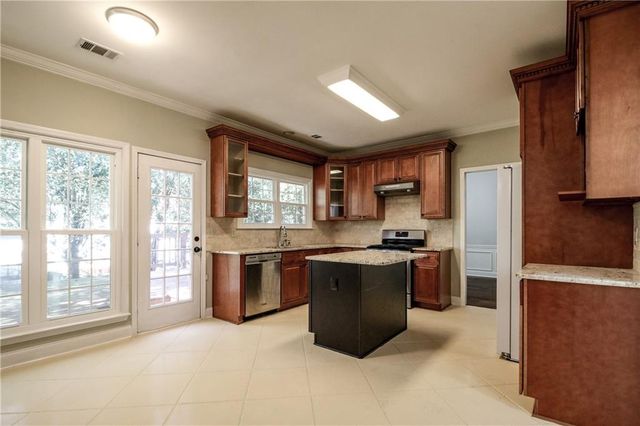 4395 Sugar Maple Drive NW, Acworth, GA 30101
