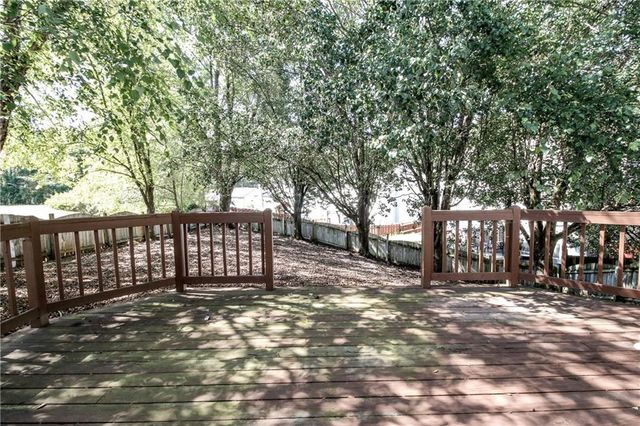 4395 Sugar Maple Drive NW, Acworth, GA 30101