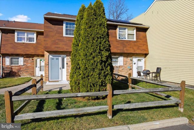 86 LA CASCATA TNHS, Clementon, NJ 08021