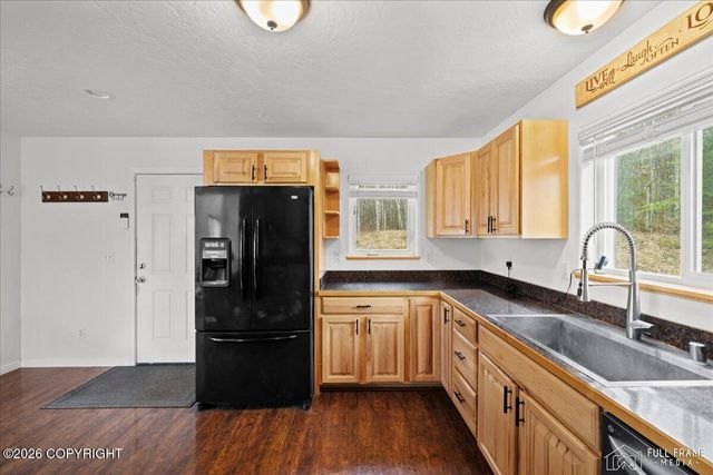 16669 W Galena Court, Big Lake, AK 99652