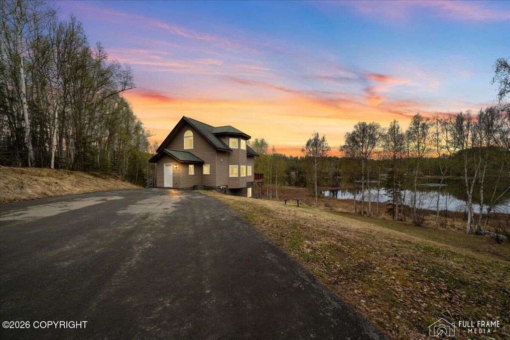16669 W Galena Court, Big Lake, AK 99652