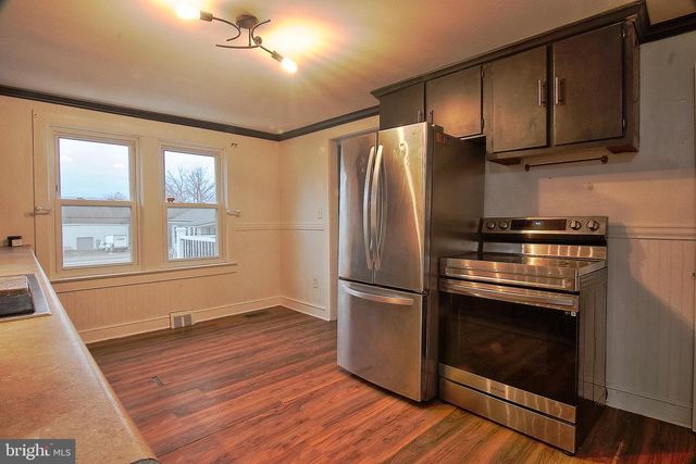 1461 BEN FRANKLIN HWY W, Douglassville, PA 19518