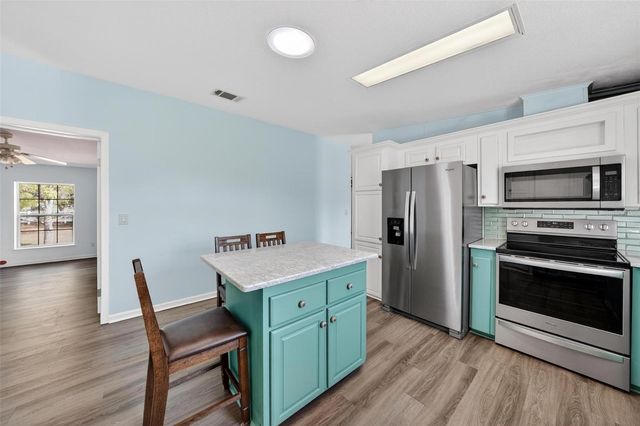 5353 NE 136TH PLACE, Oxford, FL 34484