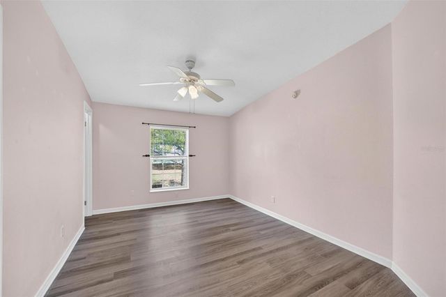 5353 NE 136TH PLACE, Oxford, FL 34484