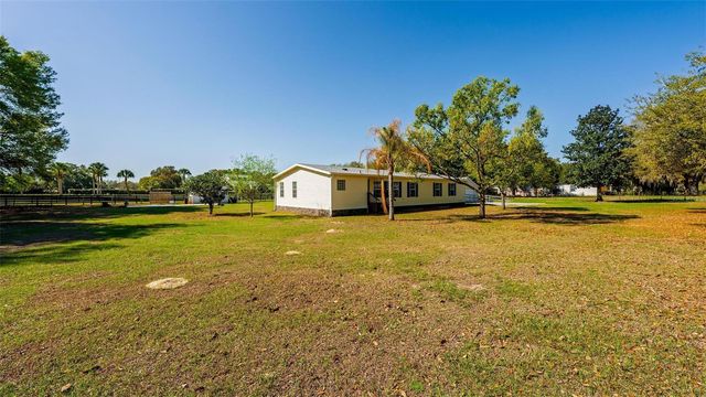 5353 NE 136TH PLACE, Oxford, FL 34484