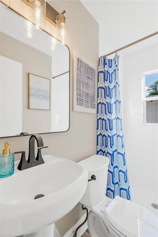 14814 N IRIS AVENUE, Tampa, FL 33613