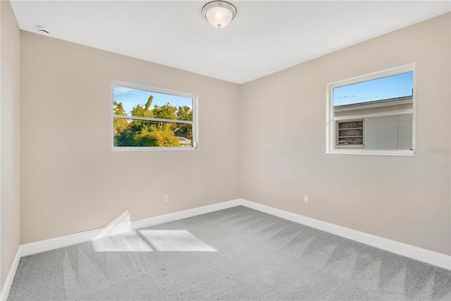 14814 N IRIS AVENUE, Tampa, FL 33613