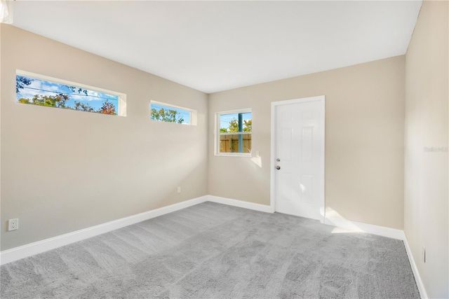 14814 N IRIS AVENUE, Tampa, FL 33613