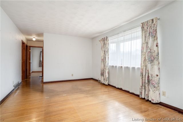 652 Florida Drive, Sellersburg, IN 47172