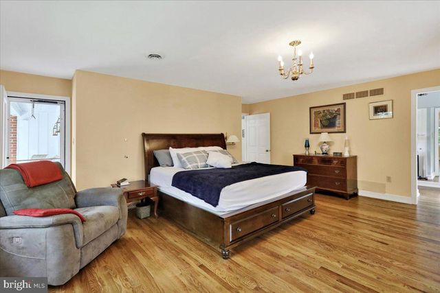 154 DEER HILL RD, Reading, PA 19607
