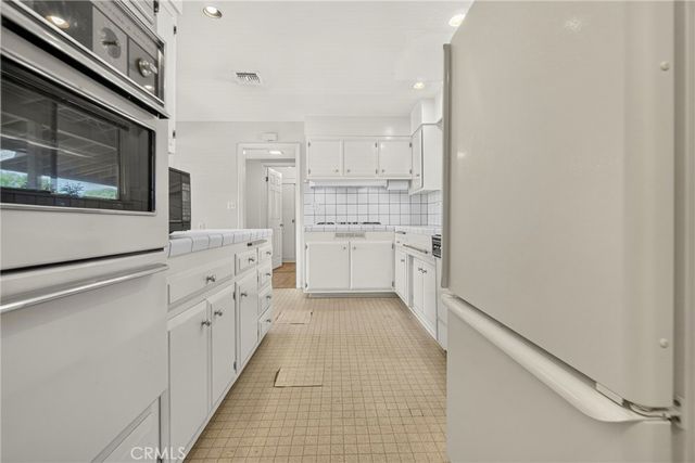 9501 Lubao Avenue, Chatsworth, CA 91311