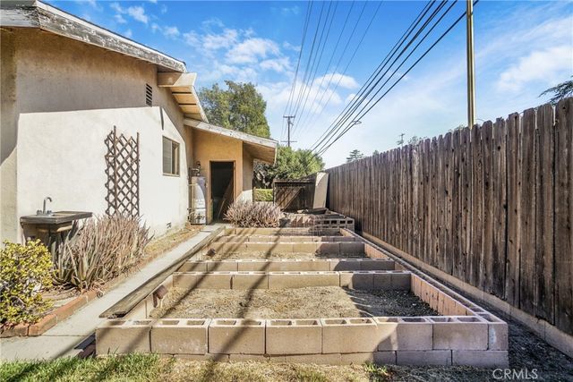 9501 Lubao Avenue, Chatsworth, CA 91311
