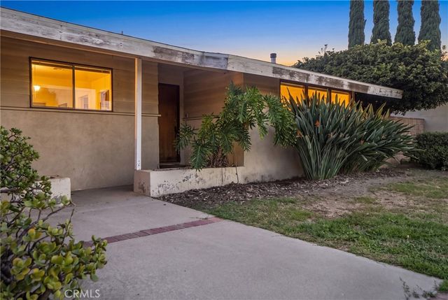 9501 Lubao Avenue, Chatsworth, CA 91311