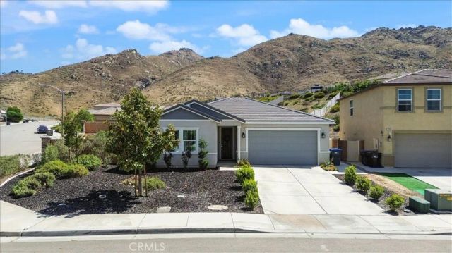 21021 Bison Mesa, Riverside, CA 92507