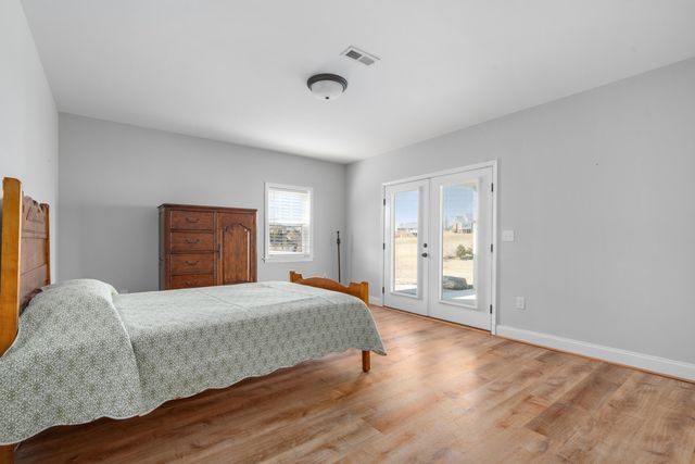 45 Fairway CT, Daleville, VA 24083