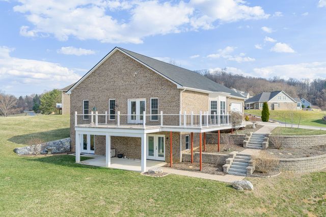 45 Fairway CT, Daleville, VA 24083