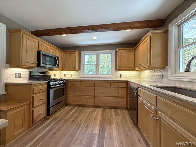 7422 Back Creek Road, Boston, NY 14075