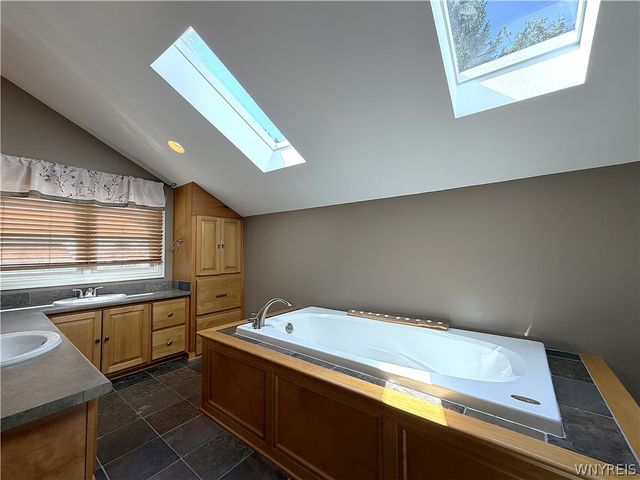 7422 Back Creek Road, Boston, NY 14075