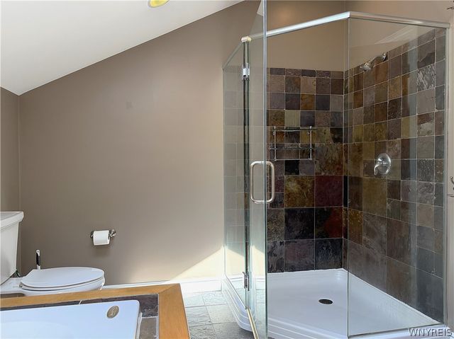 7422 Back Creek Road, Boston, NY 14075