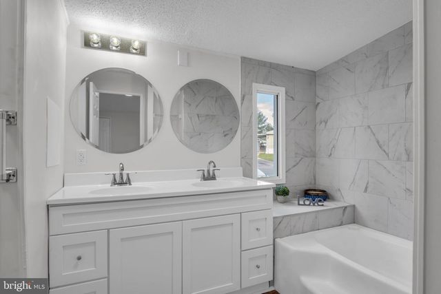 79 ALANA, York, PA 17402