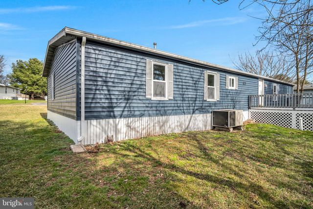 79 ALANA, York, PA 17402