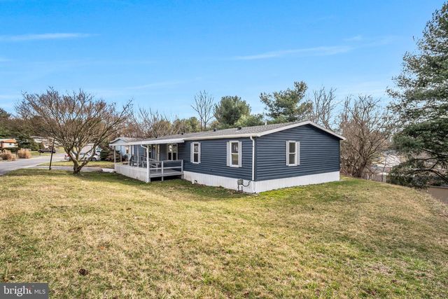 79 ALANA, York, PA 17402