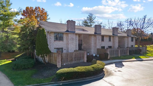 1117 Turkey Foot Road 2, Lexington, KY 40502